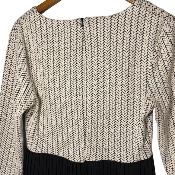 Ganni Anthropologie Jacquard Jersey Knife Pleated Dress Black White Size Medium - Picture 5 of 14